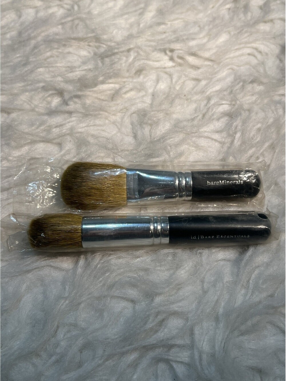 2 i.d. Bare Escentuals bareMinerals FULL FLAWLESS FACE Brush-NEW